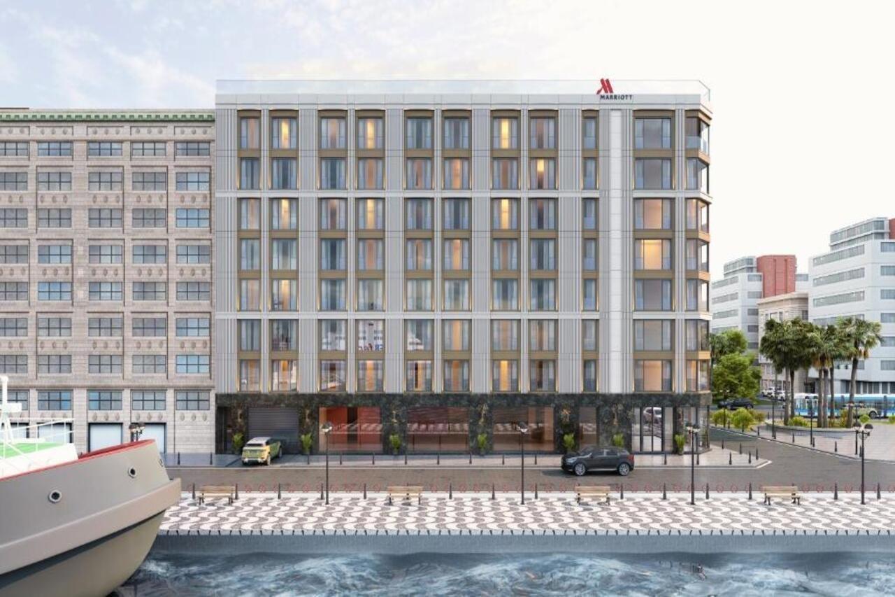 Izmir Marriott Hotel Exteriör bild The hotel's exterior