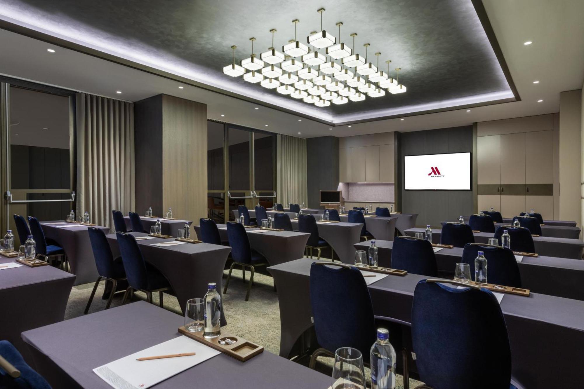 Izmir Marriott Hotel Exteriör bild Meeting room